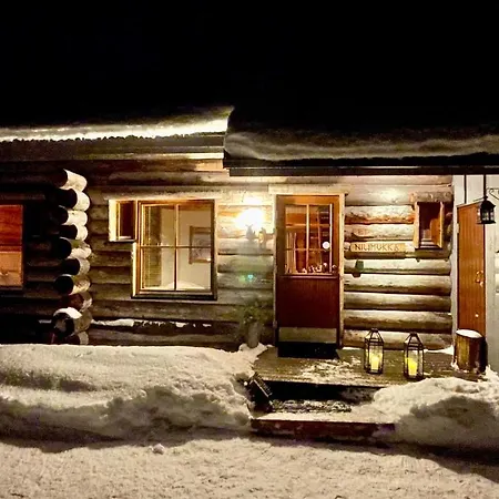 Nilimukka Log Near Center Ferienhaus