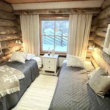 Ferienhaus Nilimukka Log Near Center