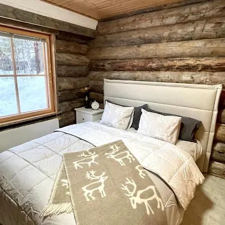 Nilimukka Log Near Center *