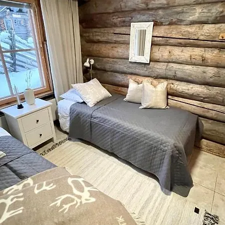 Nilimukka Log Near Center Ferienhaus