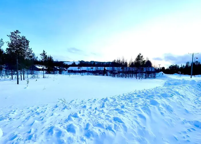 Nilimukka Log Near Center *