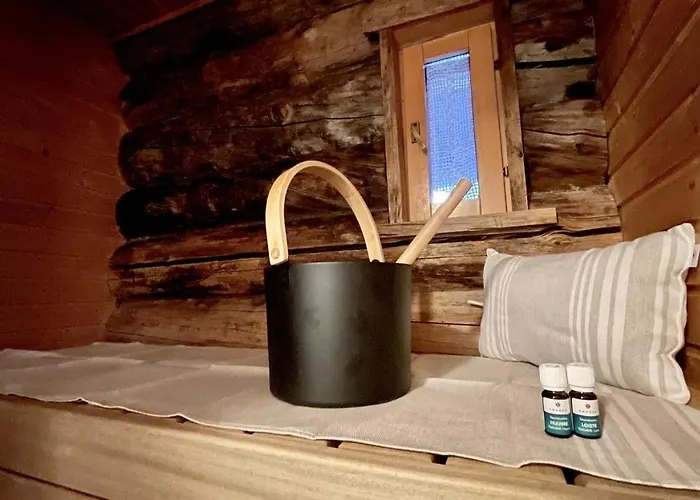 度假居 Nilimukka Log Near Center *