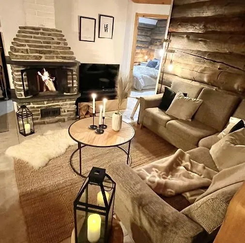 度假居 Nilimukka Log Near Center *